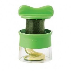 Espirilizador de mano OXO de verduras para espaguetis de OXO